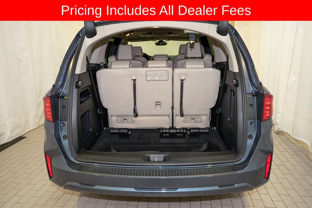 Used 2025 Honda Odyssey Touring image 5