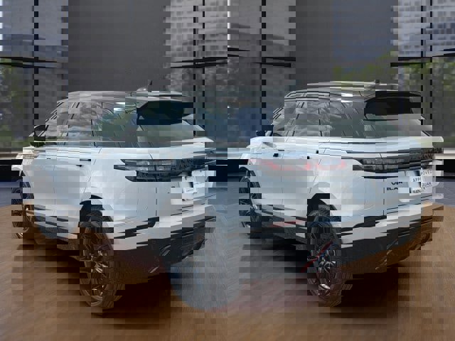 Used 2023 Land Rover Range Rover Velar R-Dynamic S image 15