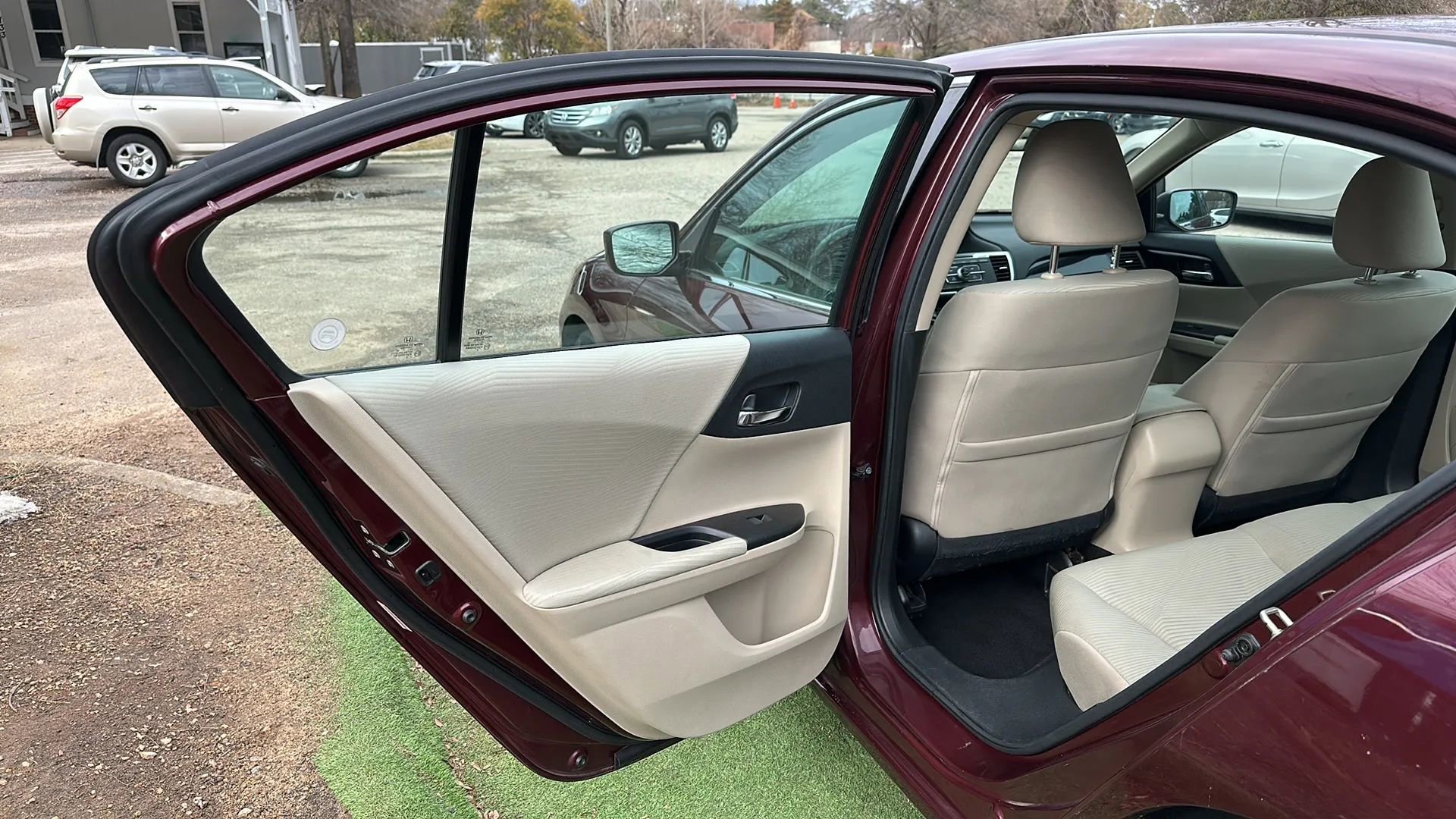 Used 2017 Honda Accord LX image 18