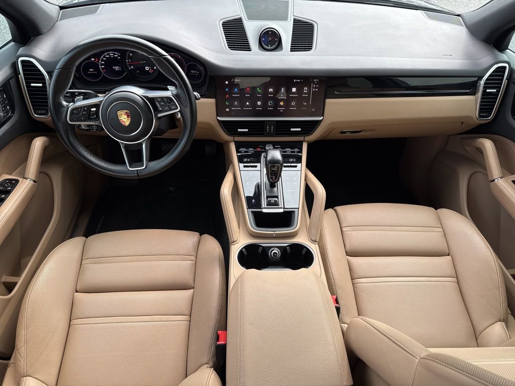 Used 2023 Porsche Cayenne image 16
