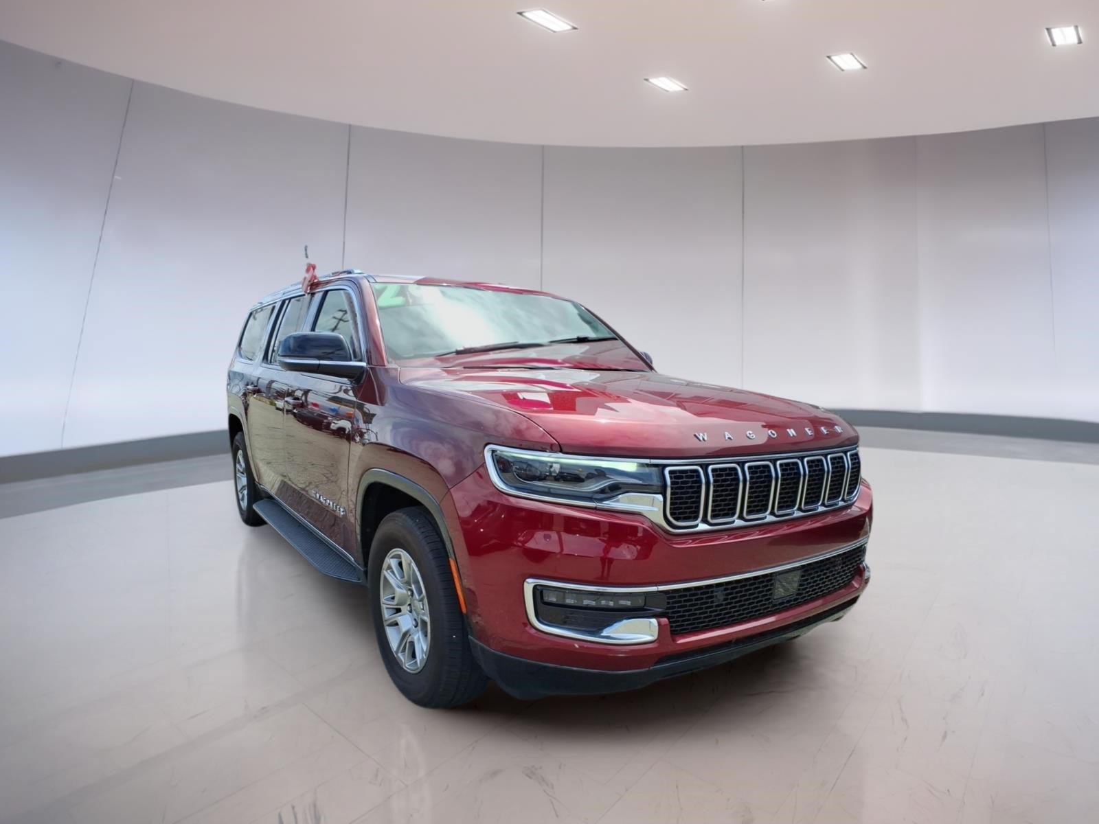 Used 2024 Jeep Wagoneer L 4WD image 1