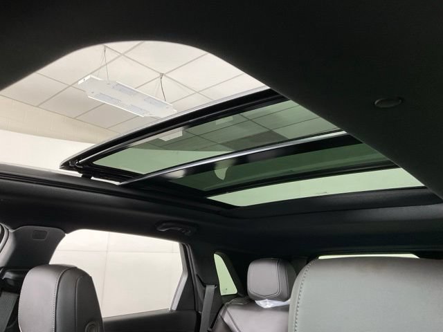 New 2026 Cadillac XT5 Premium Luxury w/ Driver Assist Package FWD image 22