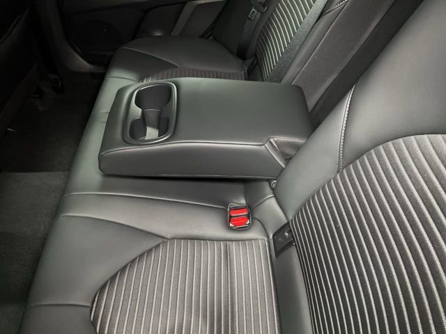 Used 2024 Toyota Camry SE AWD/4WD image 48
