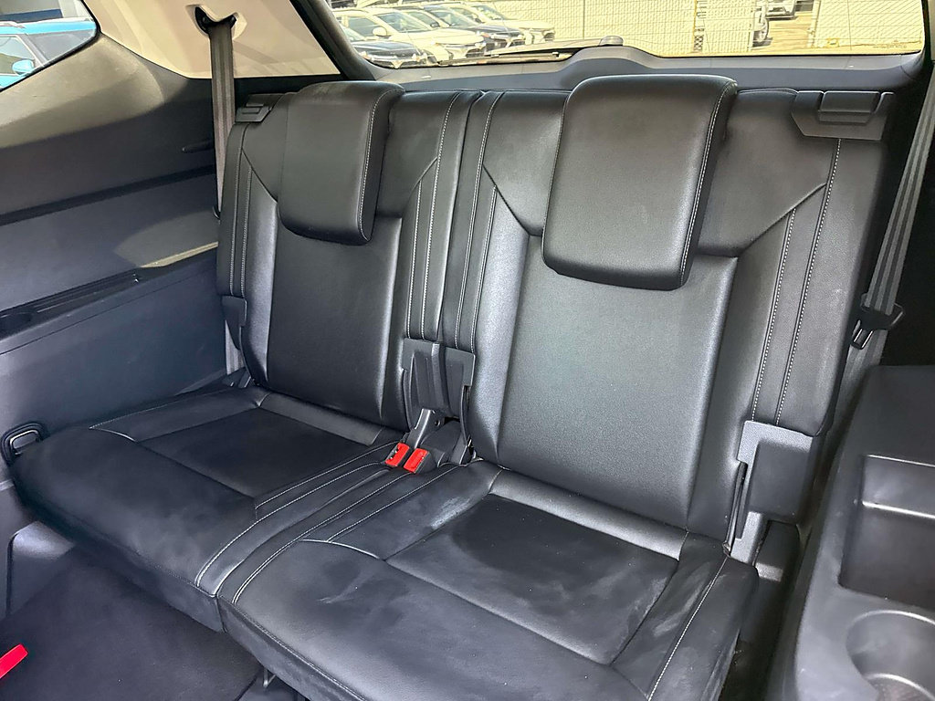 Used 2019 Volkswagen Atlas SE w/ Towing Package FWD image 13