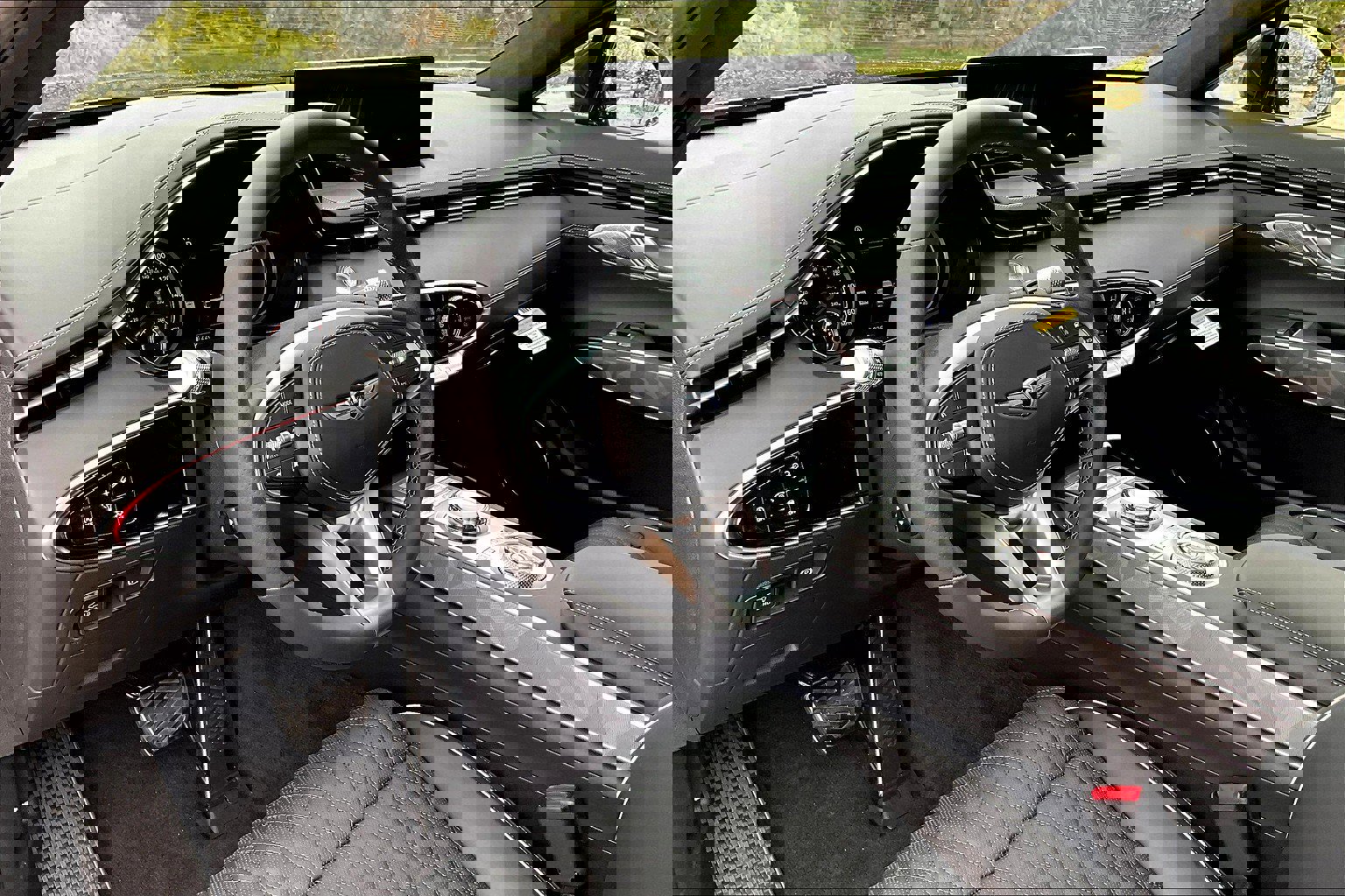 Used 2025 Genesis GV70 3.5T Sport w/ Sport Advanced Package image 6