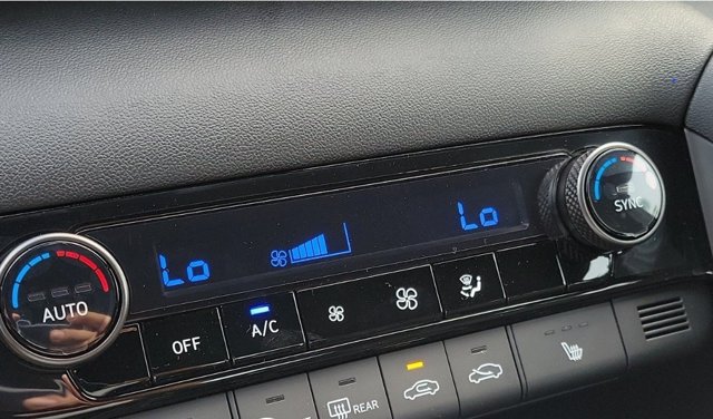 New 2026 Hyundai Elantra SEL Sport FWD image 15