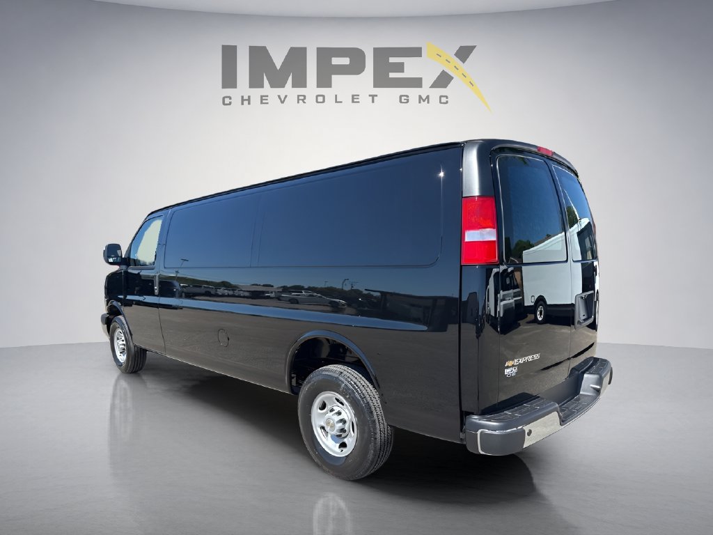 New 2026 Chevrolet Express 3500 Extended w/ Driver Convenience Package RWD image 3