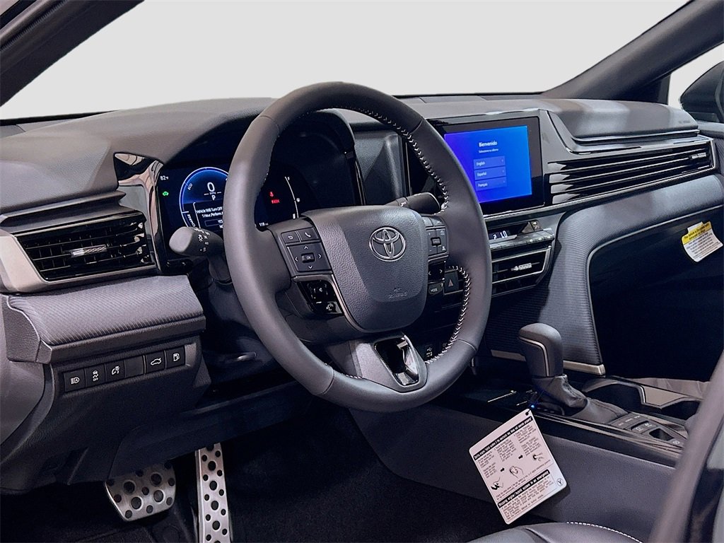 New 2026 Toyota Camry Hybrid image 10