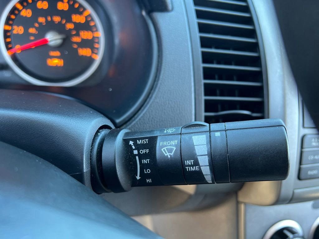 Used 2009 Nissan Sentra 2.0 FE+ FWD image 15