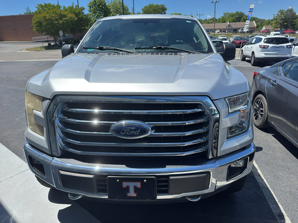 Used 2015 Ford F150 XLT w/ Equipment Group 301A Mid AWD/4WD image 2