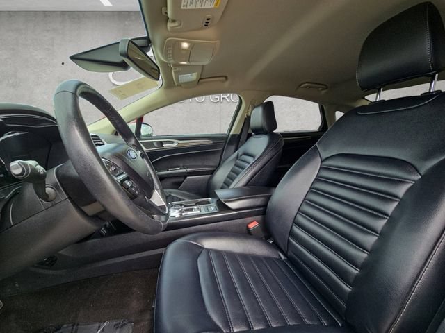Used 2020 Ford Fusion SEL FWD image 19