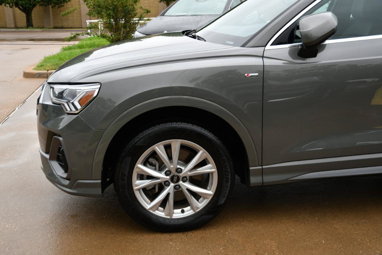 Used 2024 Audi Q3 2.0T Premium AWD/4WD image 4