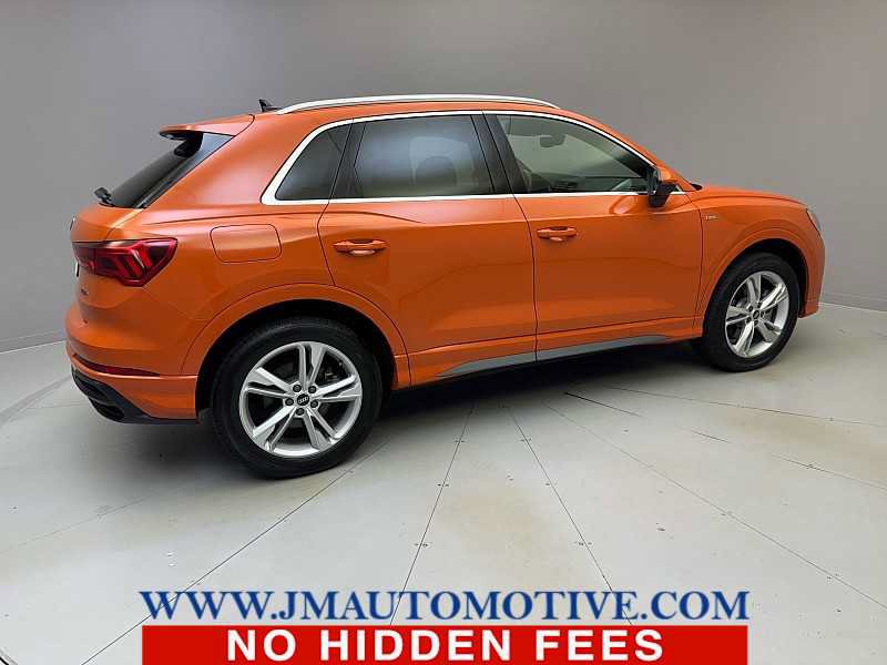 Used 2021 Audi Q3 2.0T Premium w/ Convenience Package AWD/4WD image 5
