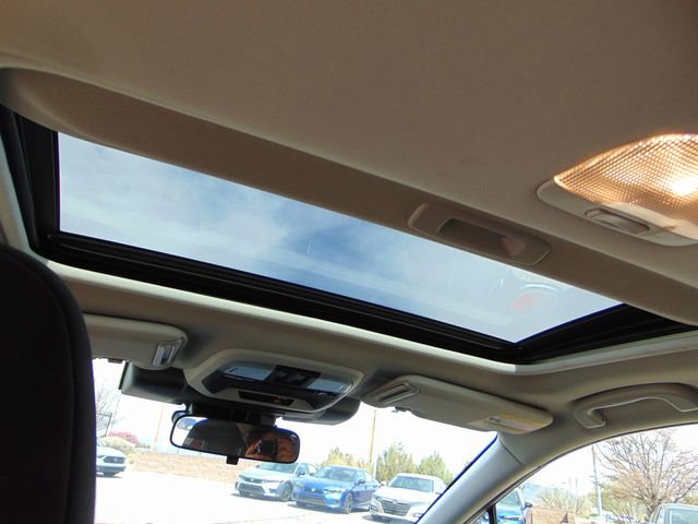 Certified 2025 Subaru Crosstrek 2.0i Premium image 22