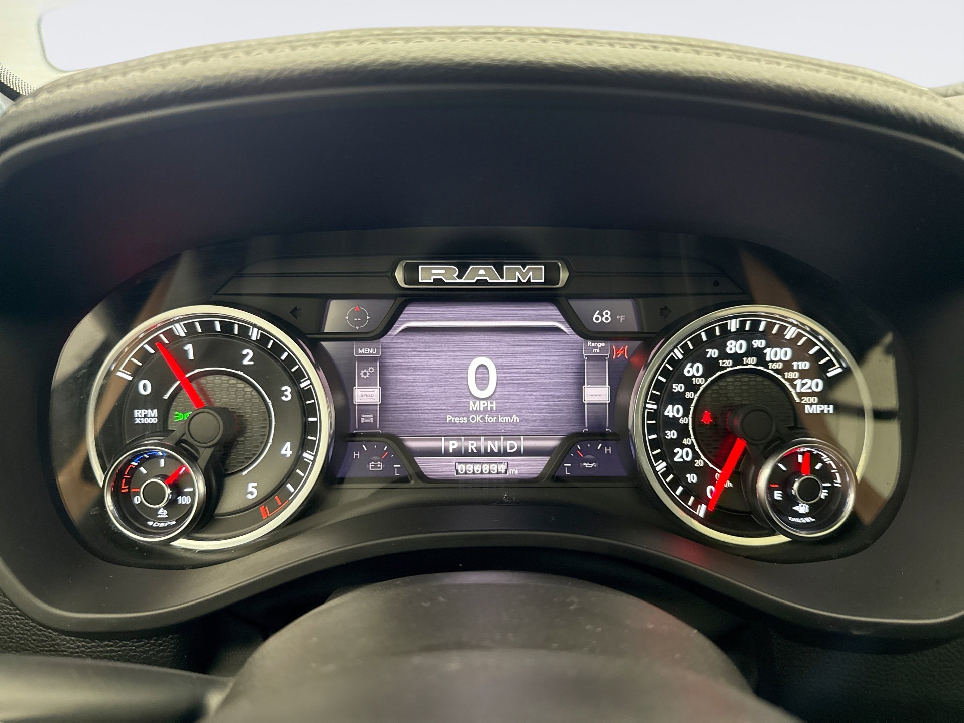 Used 2022 RAM 1500 Laramie AWD/4WD image 13