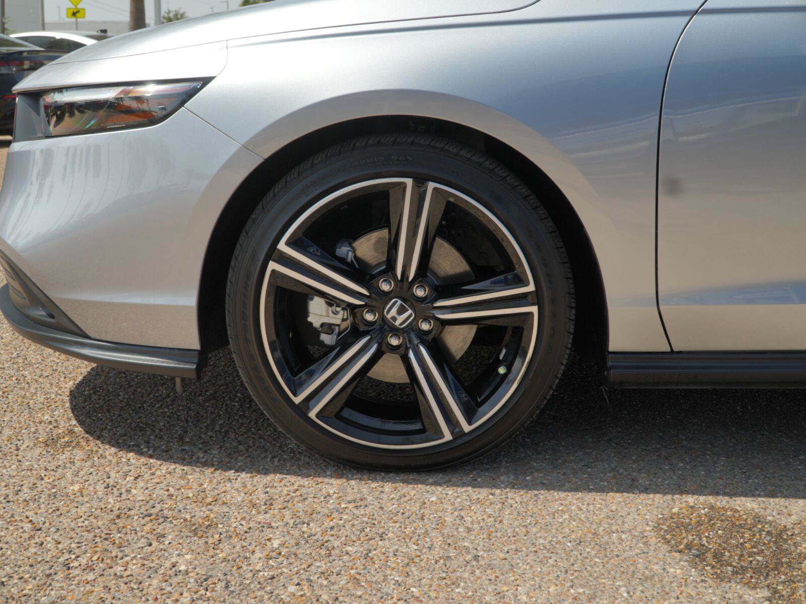 Used 2025 Honda Accord Sport image 17