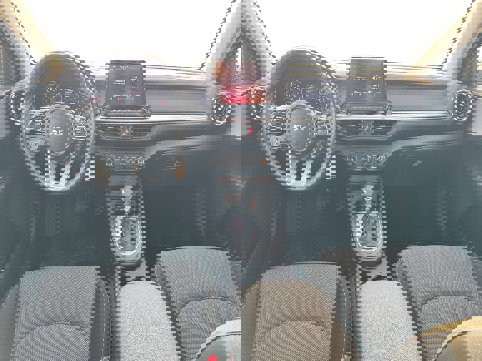 Used 2024 Kia Forte LXS image 12