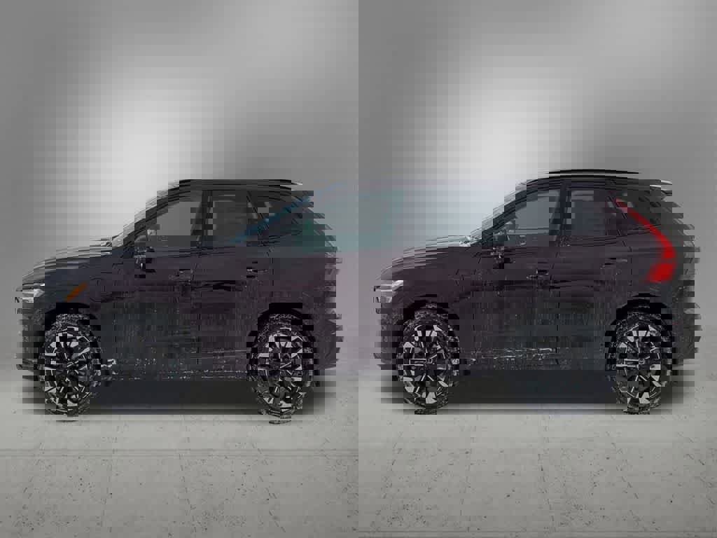 New 2026 Volvo XC60 T8 Plus w/ Protection Package Premier image 3