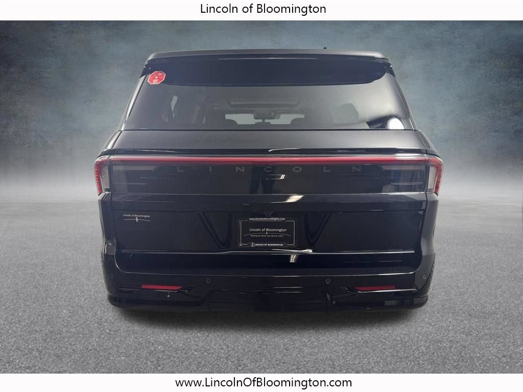 New 2026 Lincoln Navigator L Reserve AWD/4WD image 6