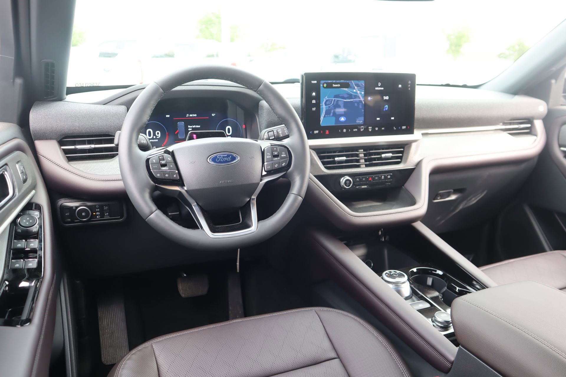 New 2026 Ford Explorer Platinum RWD image 2