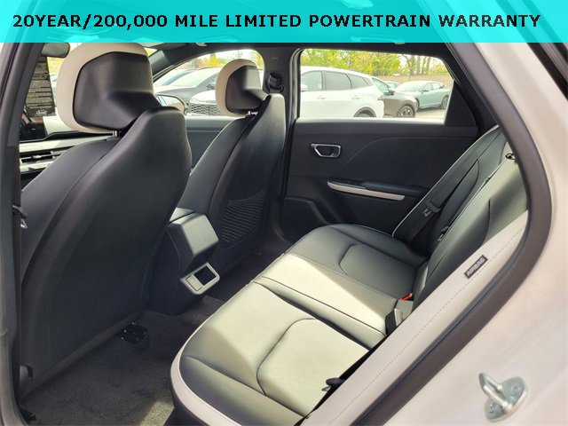 New 2025 Kia K4 GT-Line image 6