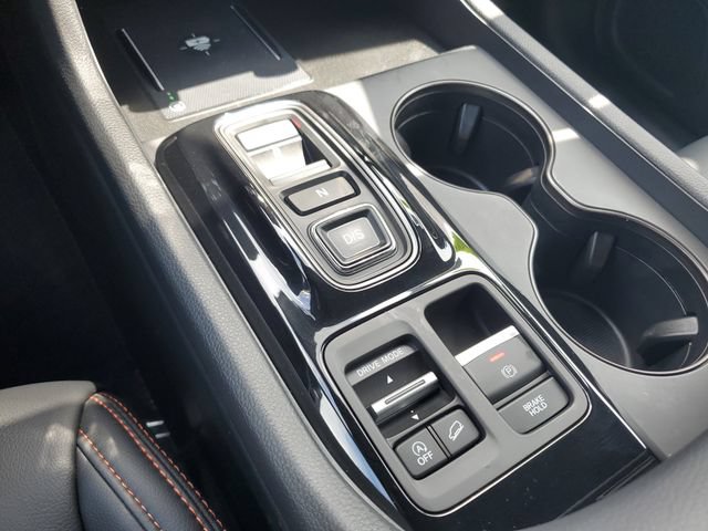 Certified 2025 Honda Pilot TrailSport image 27