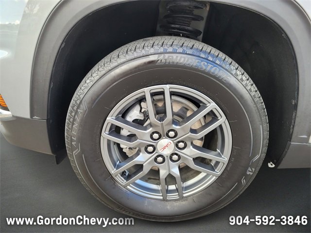 Used 2025 GMC Acadia Elevation image 11