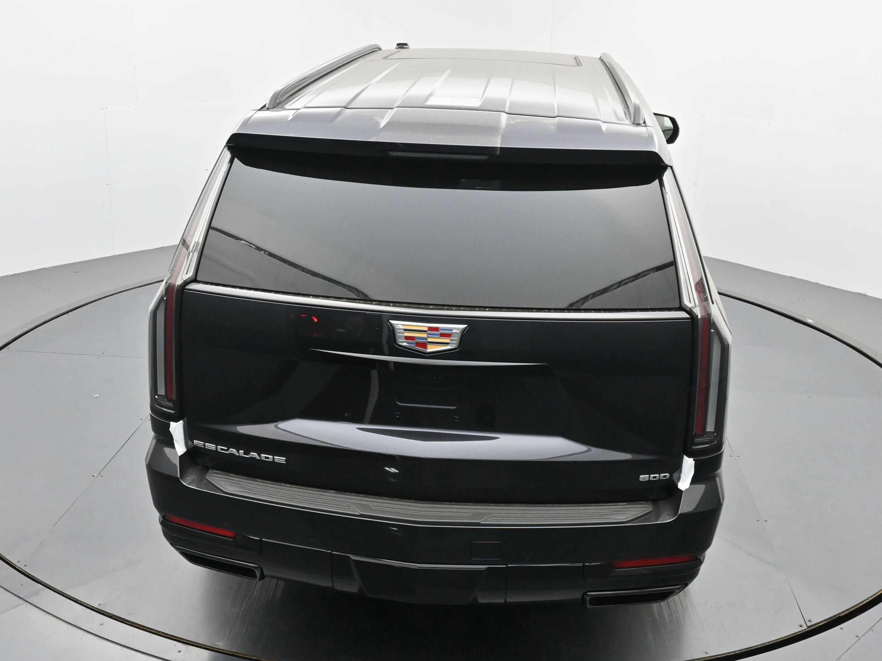 New 2026 Cadillac Escalade ESV Platinum Sport w/ LPO, Floor Liner Package AWD/4WD image 26