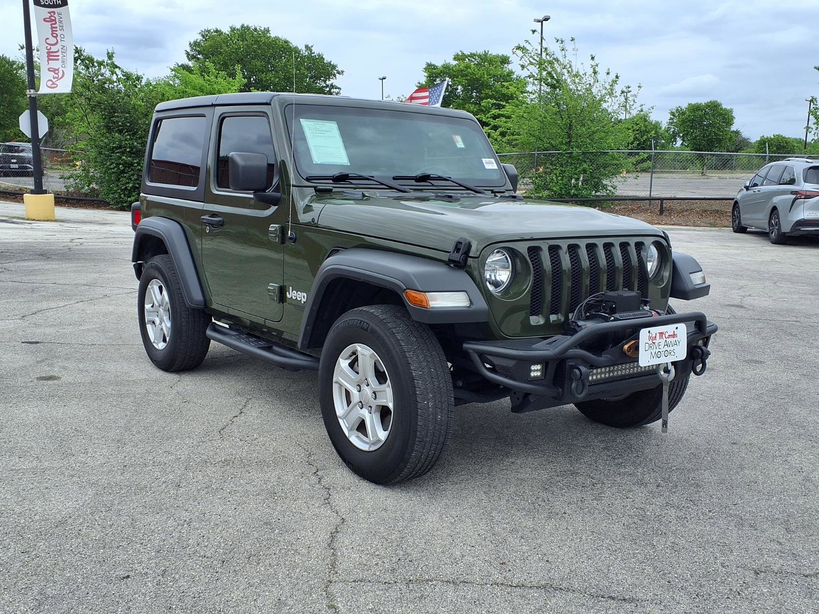 Used 2020 Jeep Wrangler Sport image 4