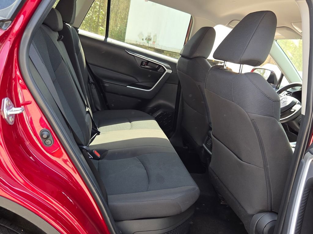 Used 2025 Toyota RAV4 LE image 14