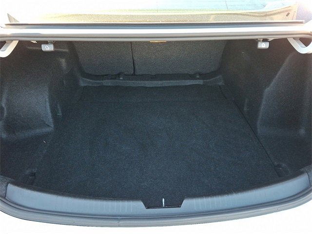 Used 2021 Chevrolet Malibu RS image 28