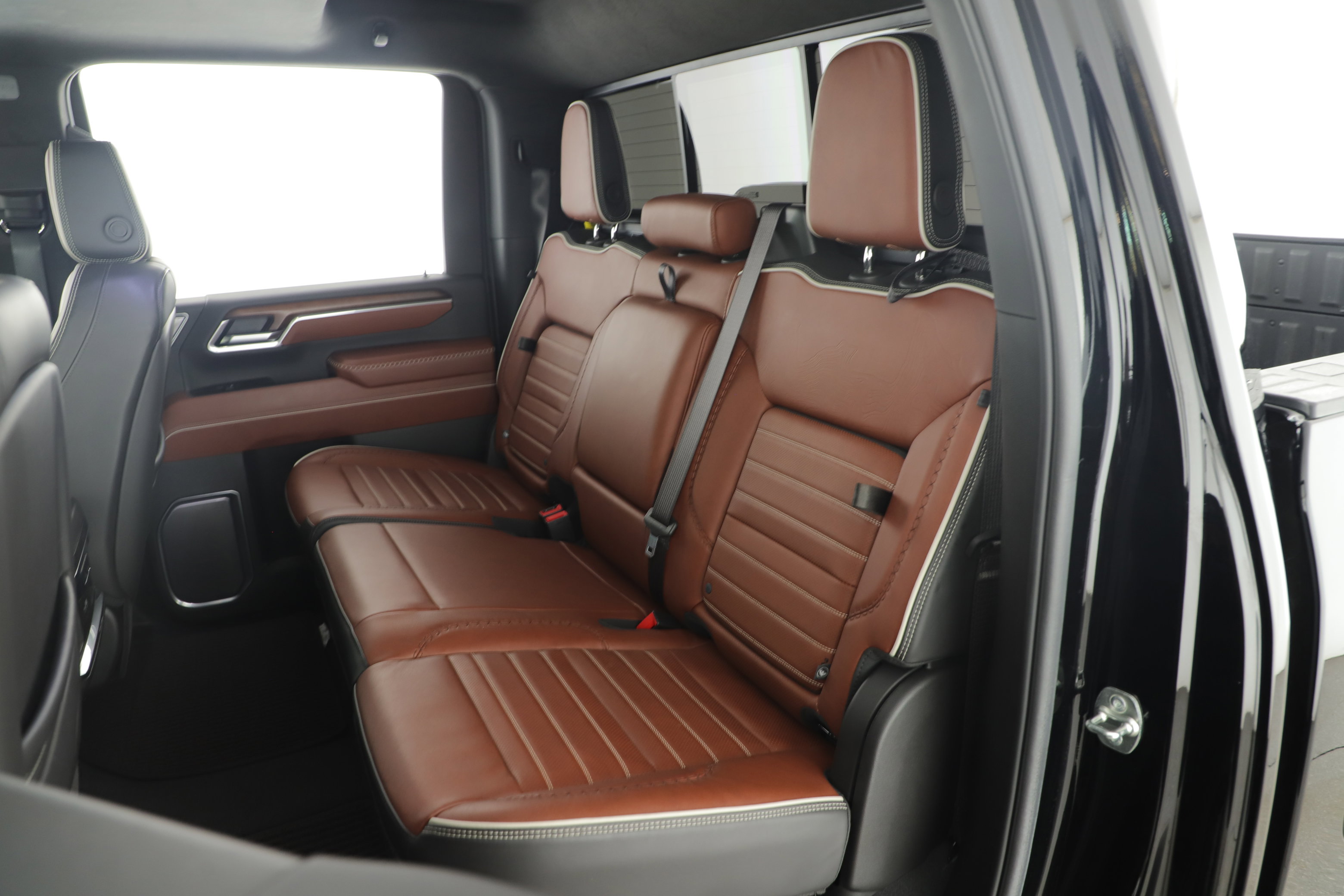 Used 2025 GMC Sierra 2500 Denali Ultimate image 21