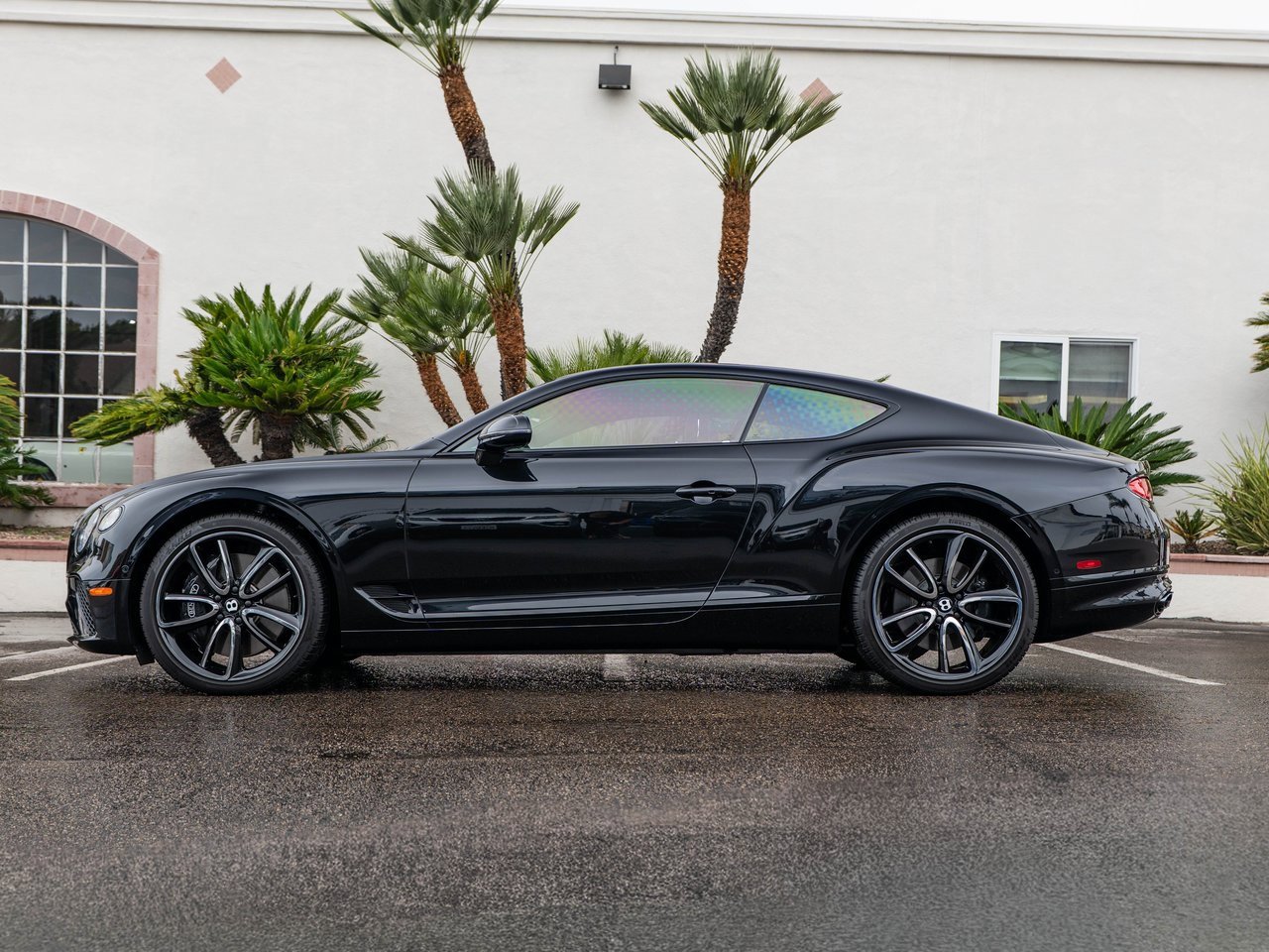 Used 2024 Bentley Continental GT image 5