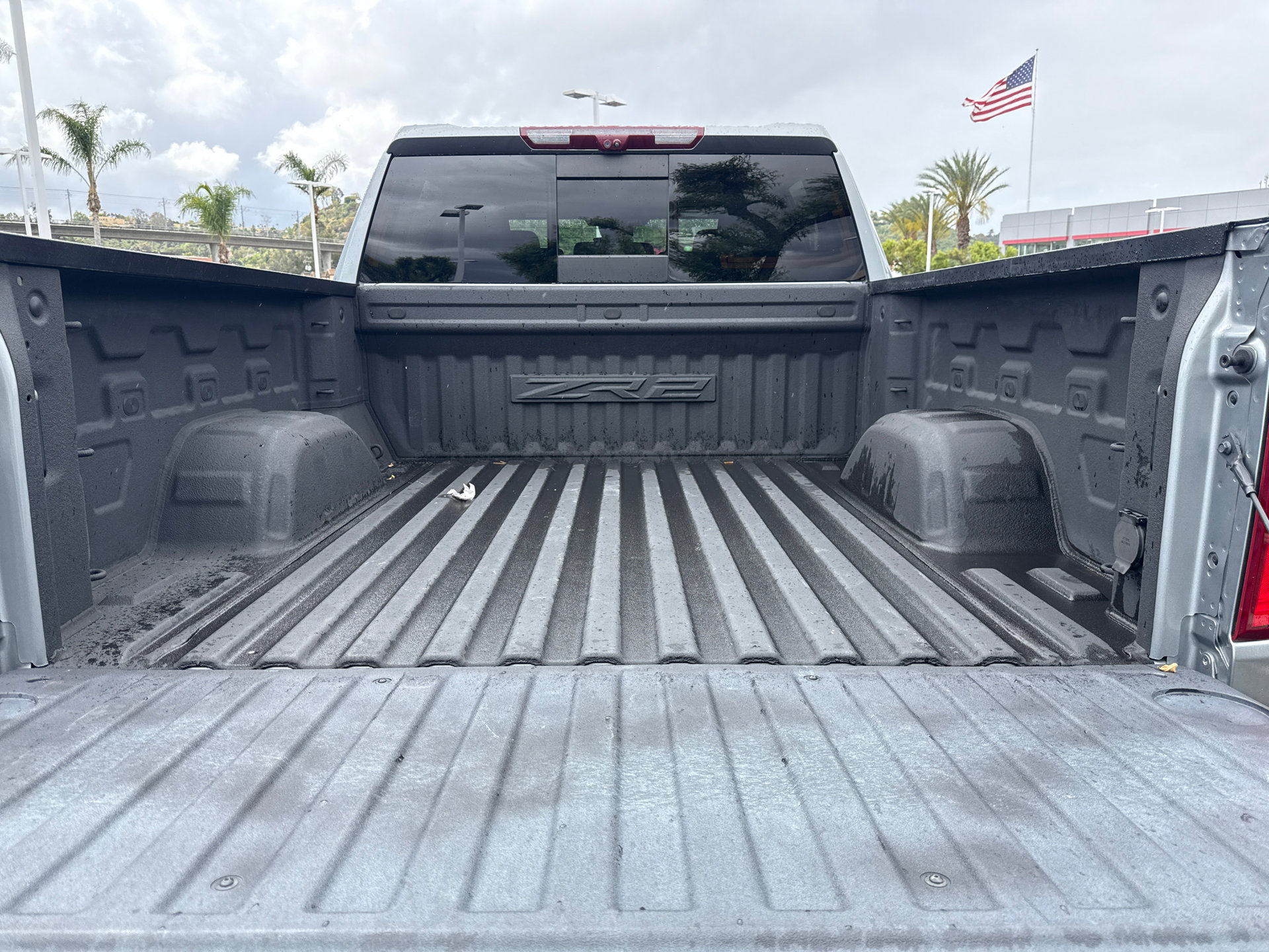Used 2023 Chevrolet Silverado 1500 ZR2 w/ Technology Package AWD/4WD image 10