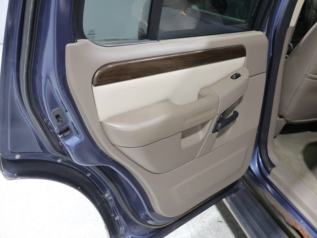 Used 2004 Ford Explorer Eddie Bauer AWD/4WD image 21