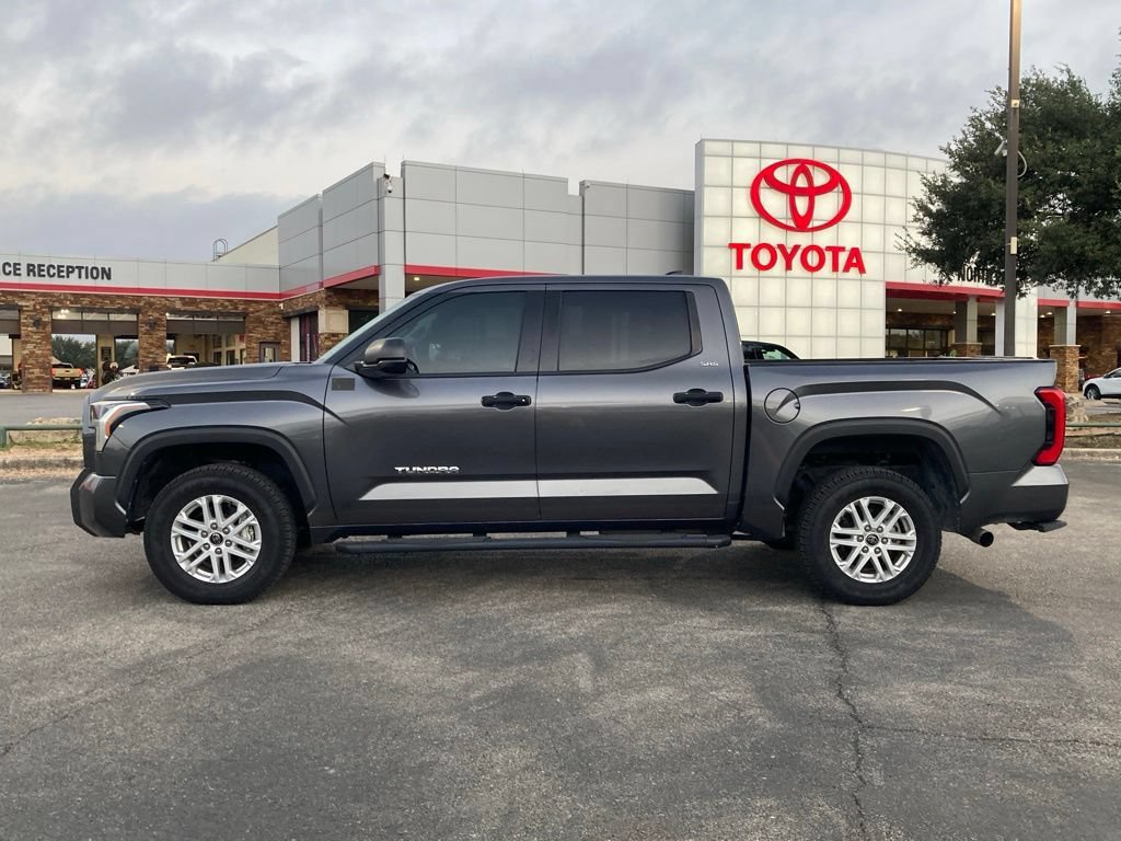 Used 2023 Toyota Tundra SR5 AWD/4WD image 7