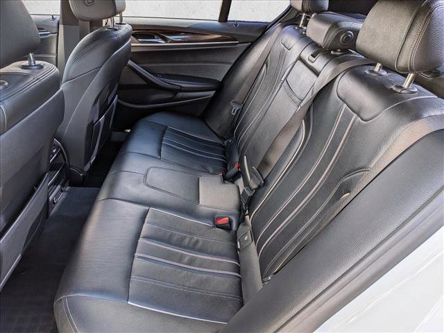 Used 2018 BMW 540i RWD image 19