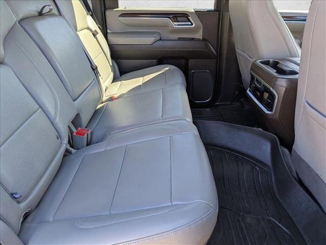 Used 2024 GMC Sierra 2500 SLT w/ SLT Premium Package image 20