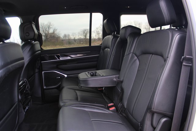 Used 2022 Jeep Wagoneer Series II w/ Advanced All Terrain Group image 32