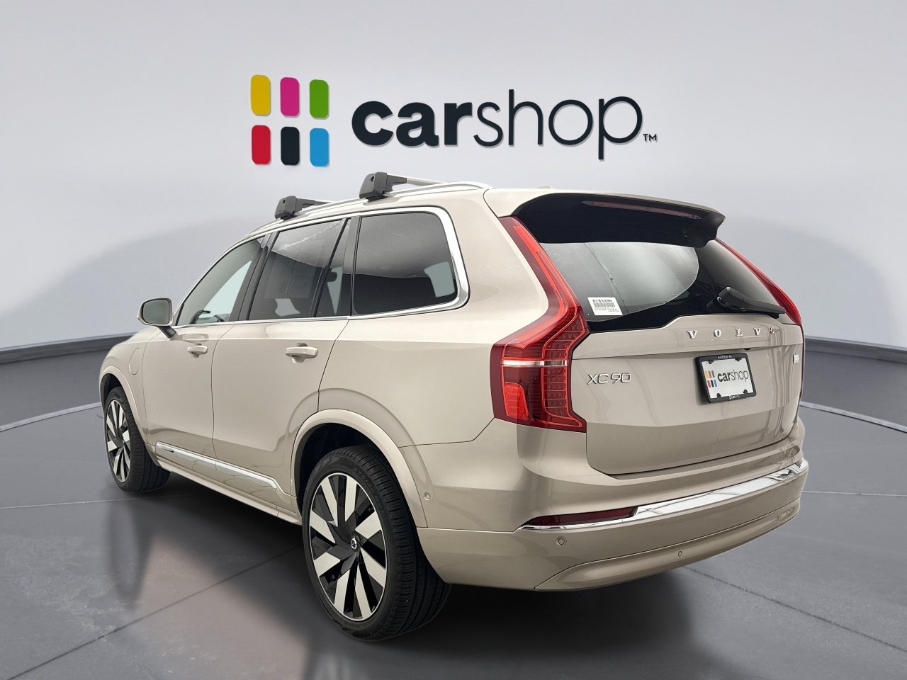 Used 2024 Volvo XC90 T8 Ultimate w/ Protection Package AWD/4WD image 3