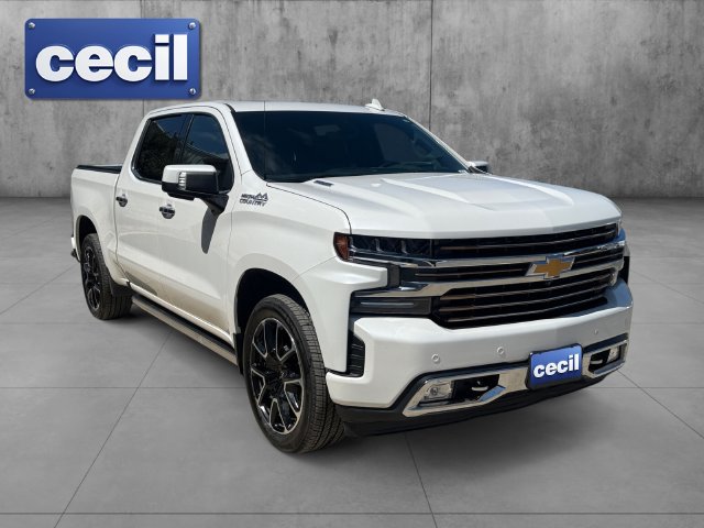 Used 2022 Chevrolet Silverado 1500 High Country w/ Technology Package AWD/4WD image 3