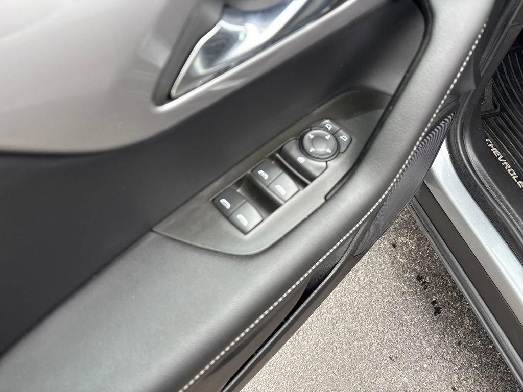 Certified 2025 Chevrolet Blazer LT w/ Convenience Package image 24