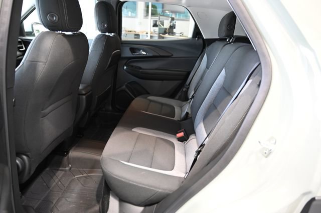 New 2026 Chevrolet TrailBlazer LT w/ LT Cold Weather Package AWD/4WD image 11