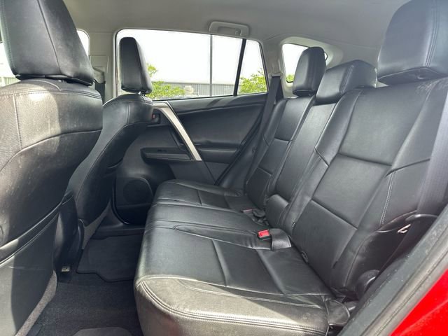 Used 2015 Toyota RAV4 LE FWD image 23
