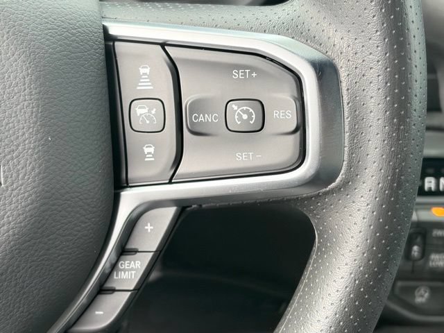 New 2026 RAM 1500 Express AWD/4WD image 17