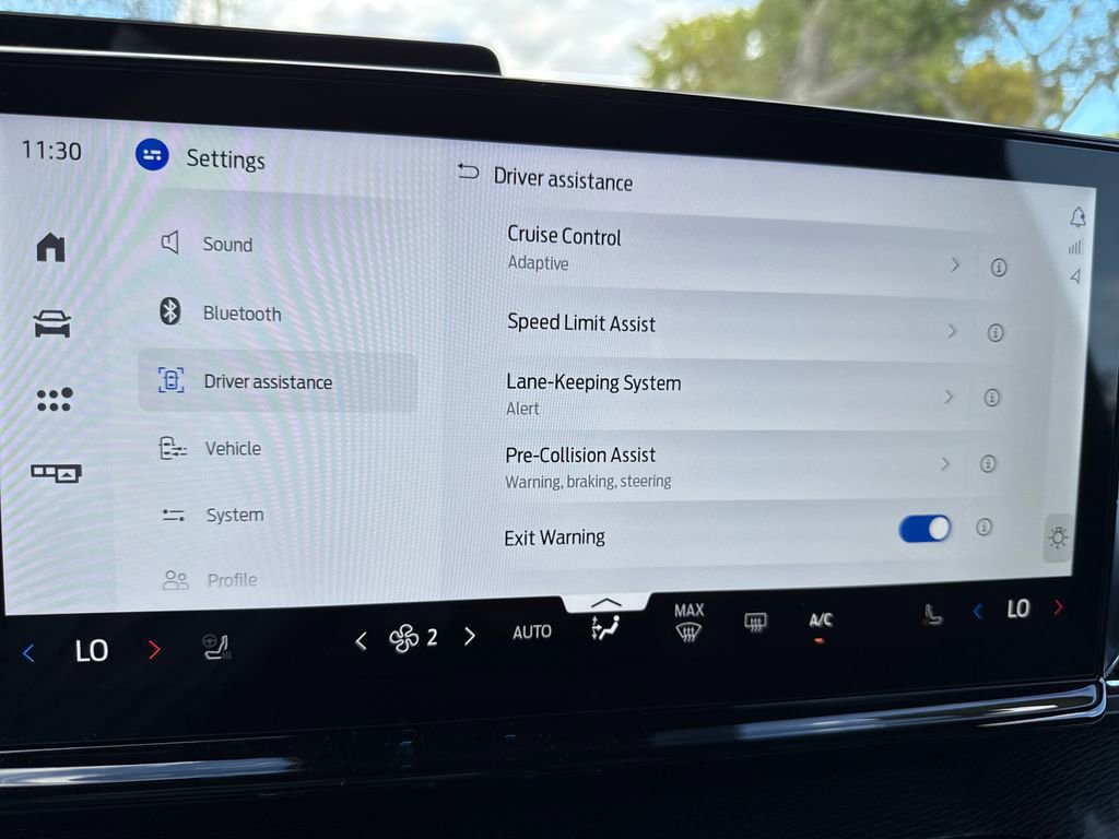 New 2025 Ford Expedition Max Platinum w/ Stealth Appearance Package image 32