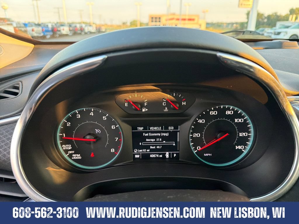 Used 2021 Chevrolet Malibu LT FWD image 15