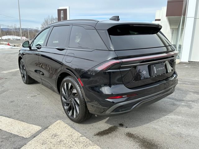 Used 2024 Lincoln Nautilus Reserve w/ Jet Appearance Package (87T) image 3