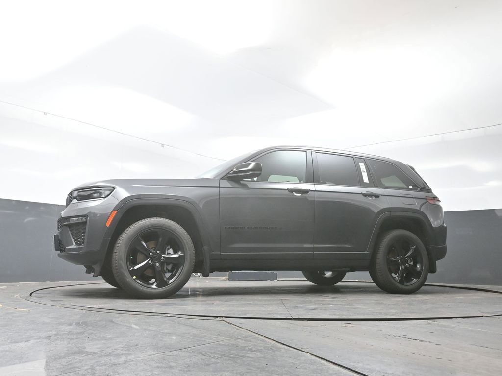 New 2026 Jeep Grand Cherokee Limited image 41