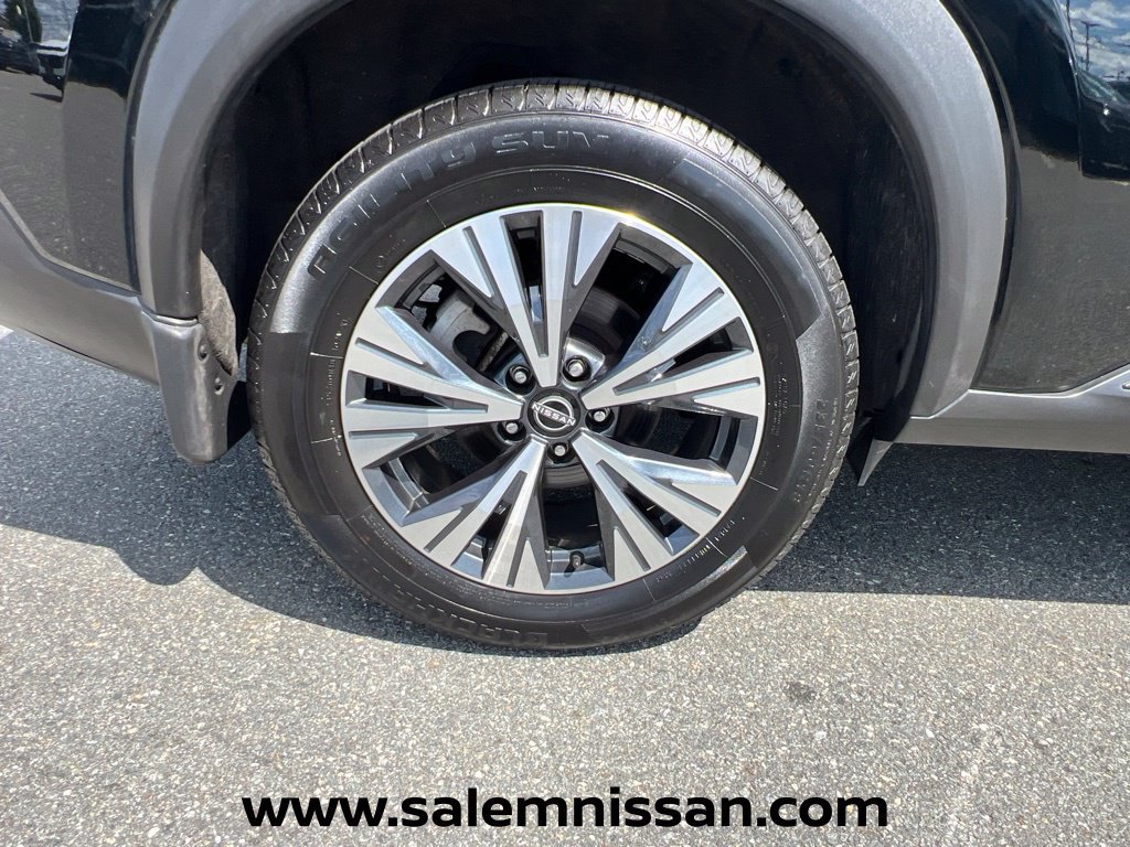 Certified 2023 Nissan Rogue SV w/ SV Premium B Package AWD/4WD image 27
